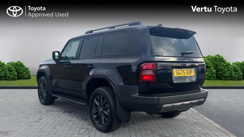 Toyota Land Cruiser 2.8 D-4D 48V 205 Invincible 5dr Auto [Pan Rf/5 St] Diesel Station Wagon